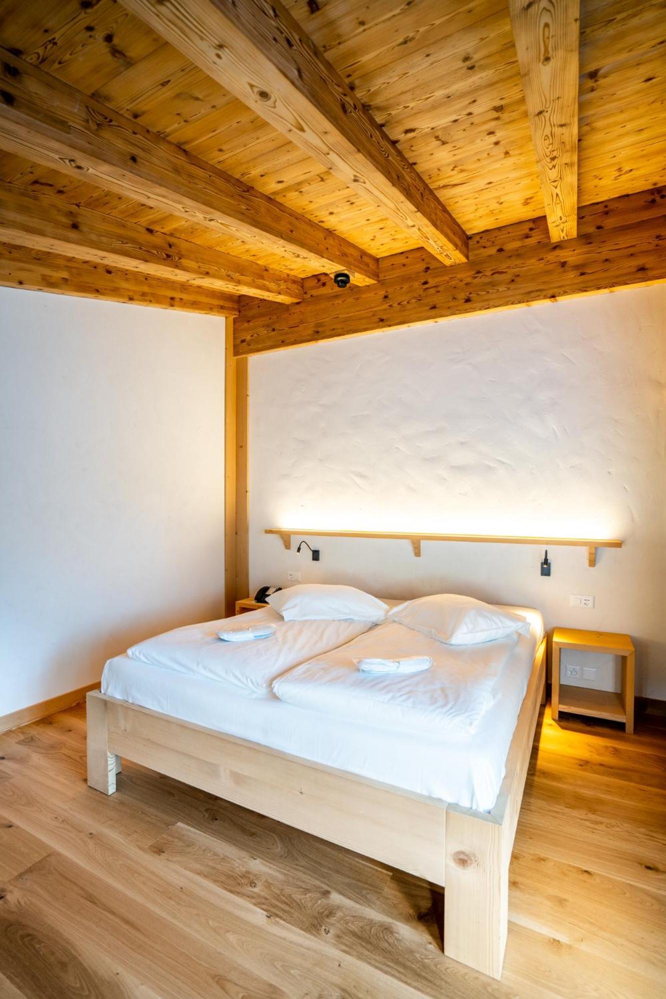 Posthotel Roessli 3*