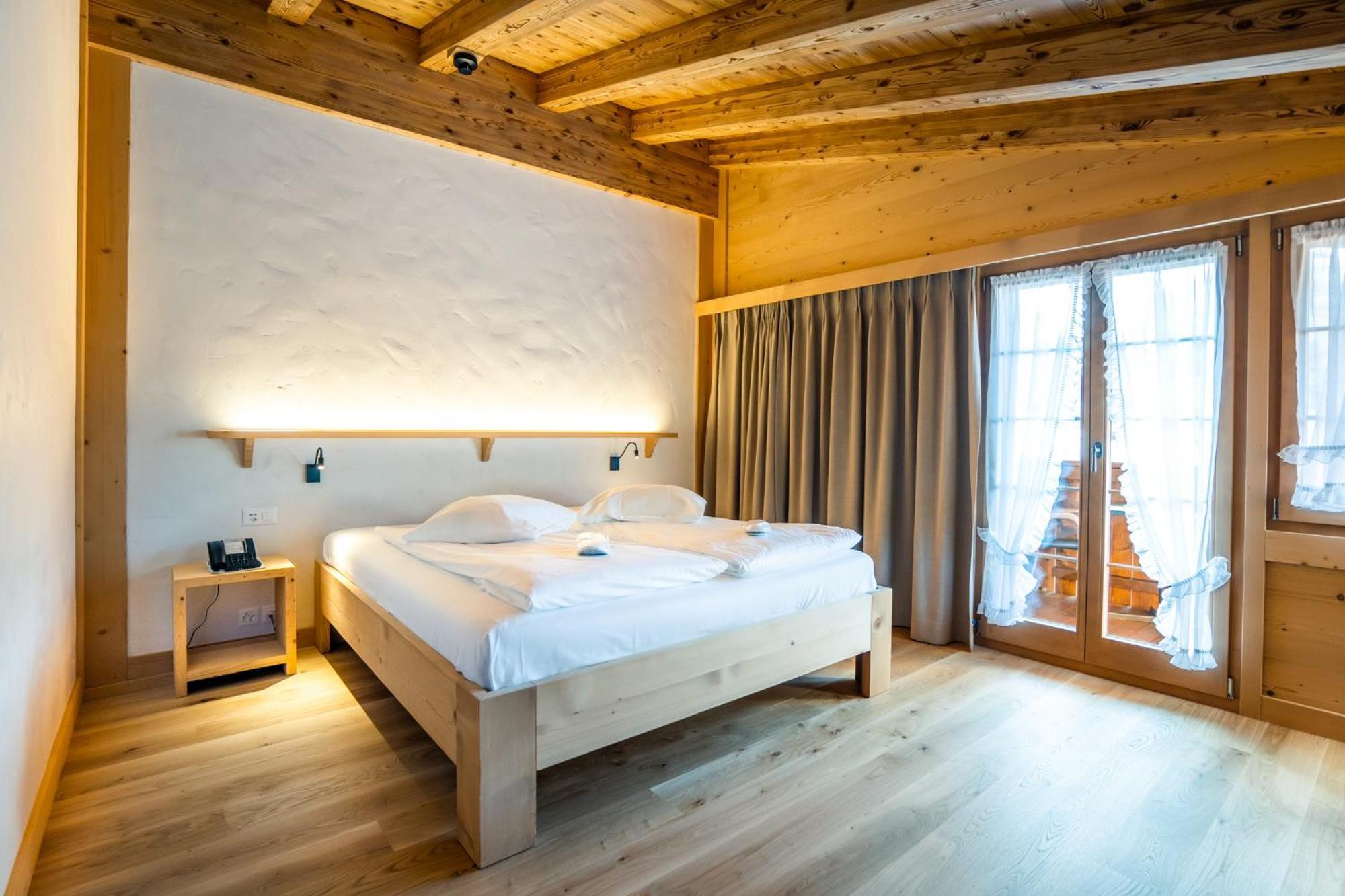 Hotel Posthotel Roessli 3*