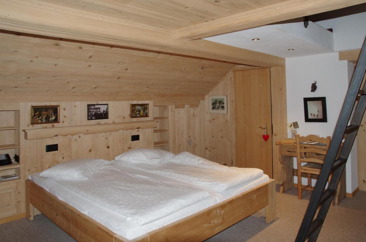 Posthotel Roessli Hotel 3*