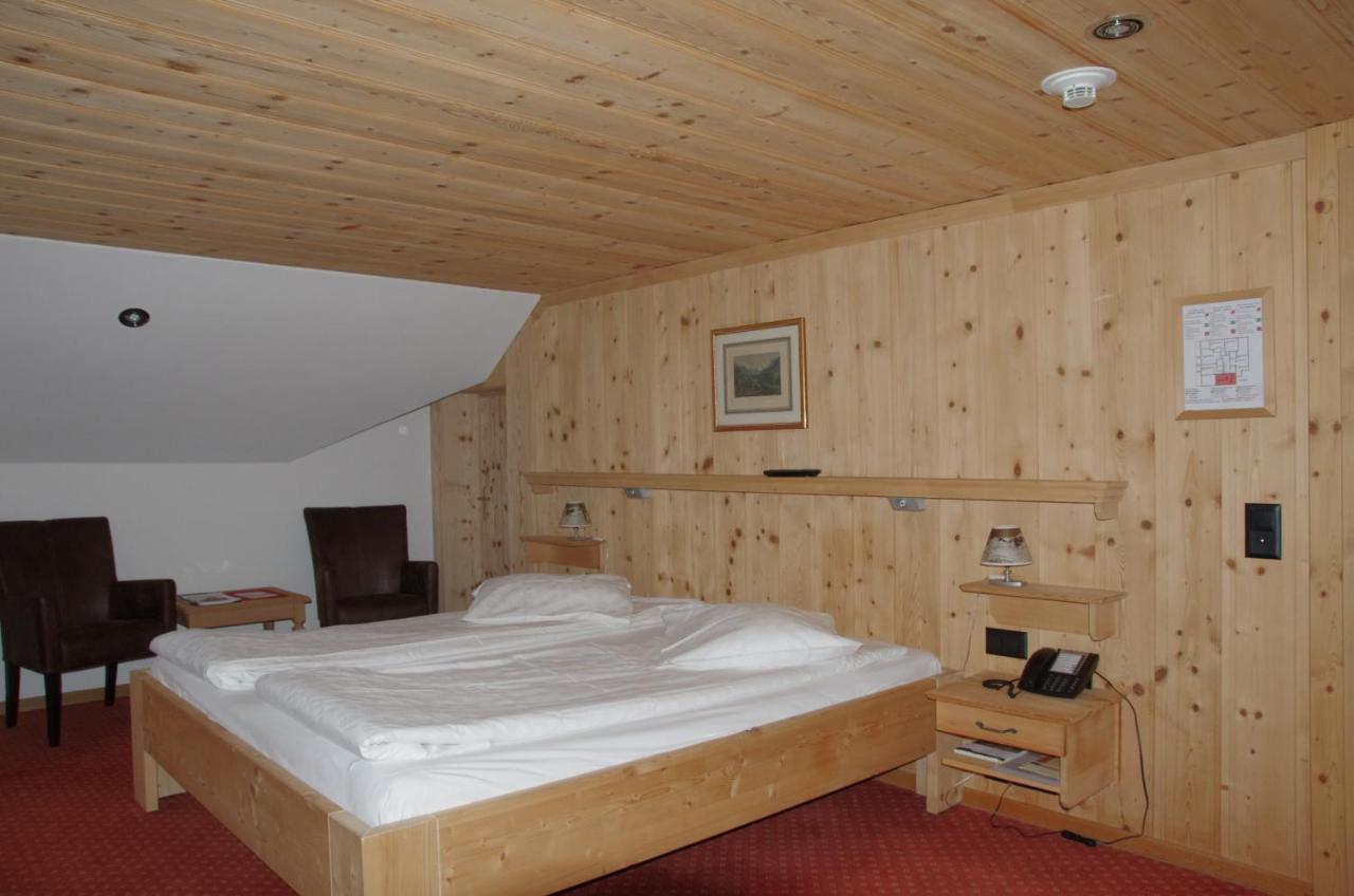Posthotel Roessli